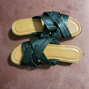 Bella Vita Black Leather Slide Sandals Size 11